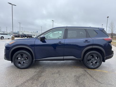 New 2026 Nissan Rogue SV w/ Cold Weather Package AWD/4WD image 6