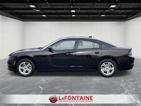 Certified 2023 Dodge Charger SXT image 2