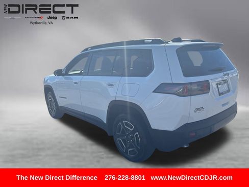 New 2026 Jeep Cherokee Laredo image 3