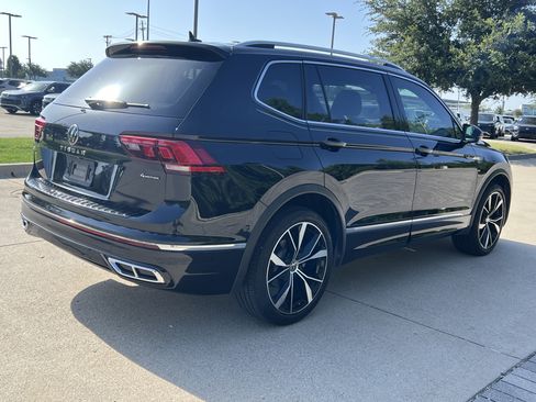 Used 2024 Volkswagen Tiguan SEL R-Line w/ MDO Package, Two-Row AWD/4WD image 9