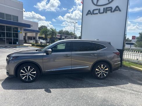 Used 2026 Acura MDX w/ Technology Package FWD image 6
