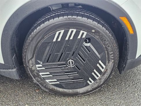 New 2026 Nissan Leaf image 27