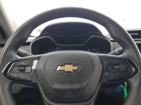 Used 2023 Chevrolet TrailBlazer LS AWD/4WD image 11