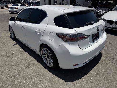 Used 2013 Lexus CT 200h FWD image 4