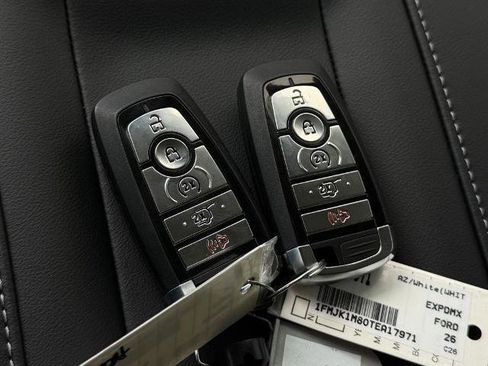 New 2026 Ford Expedition Max Platinum AWD/4WD image 28