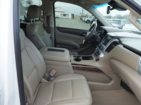 Used 2019 GMC Yukon SLT image 25