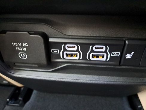 New 2025 Jeep Grand Cherokee Limited image 6