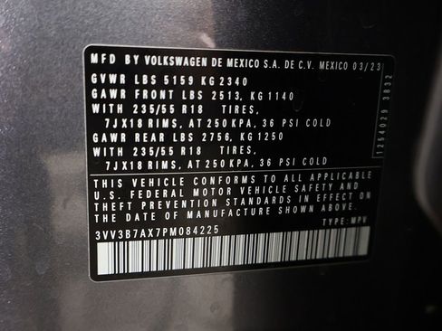 Used 2023 Volkswagen Tiguan SE FWD image 53