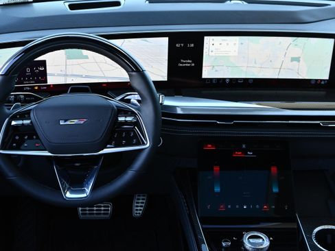 Used 2026 Cadillac Escalade V image 41