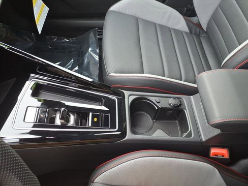 New 2026 Volkswagen GTI SE FWD image 12