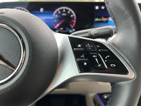 Certified 2025 Mercedes-Benz GLB 250 4MATIC image 20