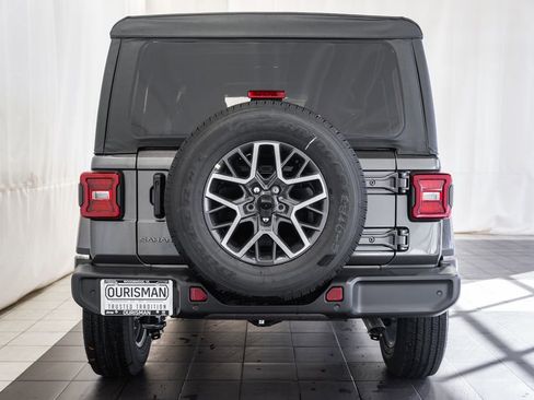 New 2026 Jeep Wrangler Sahara image 5