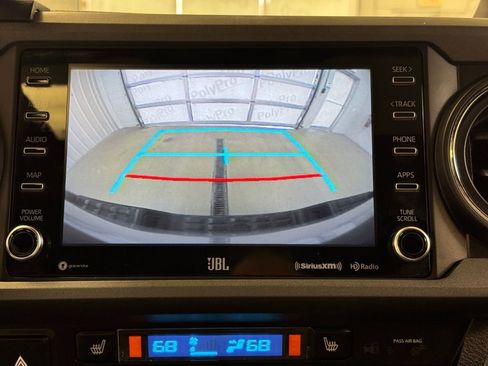 Used 2021 Toyota Tacoma TRD Off-Road w/ TRD Premium Off Road Package image 38