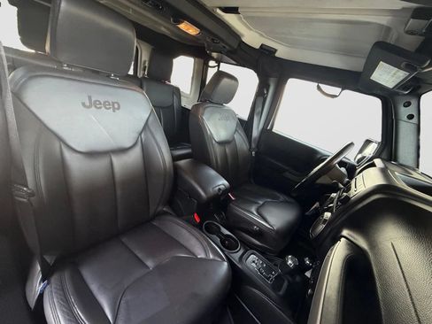 Used 2017 Jeep Wrangler Unlimited Sport w/ Quick Order Package 24S AWD/4WD image 21