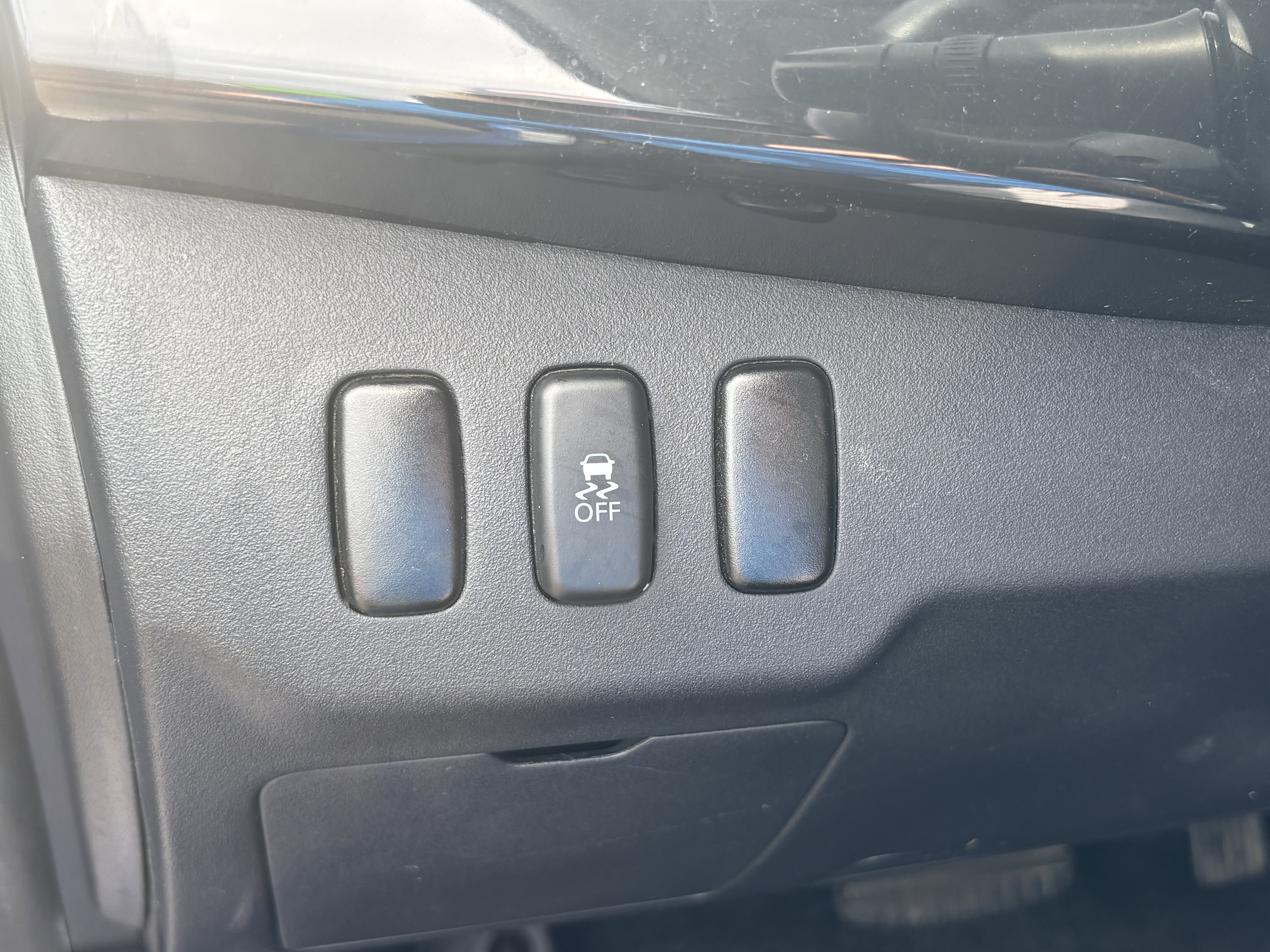 Used 2017 Mitsubishi Lancer ES FWD image 21