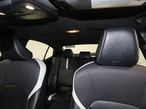 Used 2025 Toyota Camry SE image 17