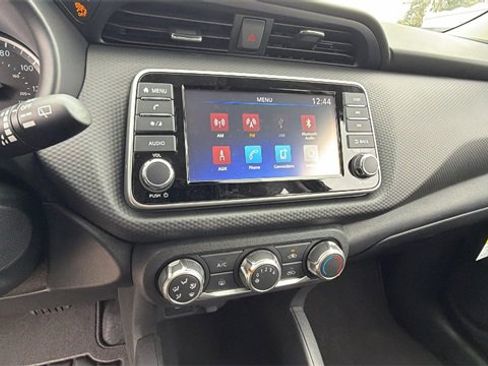 New 2025 Nissan Kicks Play S image 25