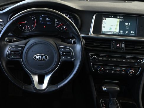 Used 2018 Kia Optima EX w/ Technology Package FWD image 15