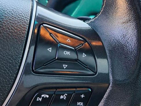 Used 2017 Ford Explorer Platinum image 32