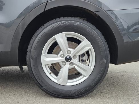 Used 2021 Kia Sorento LX image 28