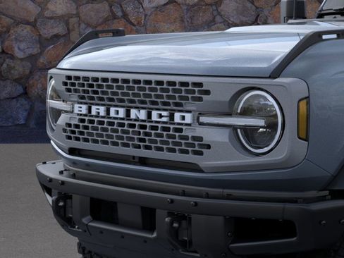 New 2025 Ford Bronco Badlands image 19