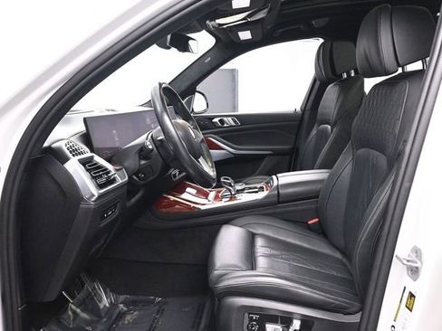 Used 2024 BMW ALPINA XB7 image 12