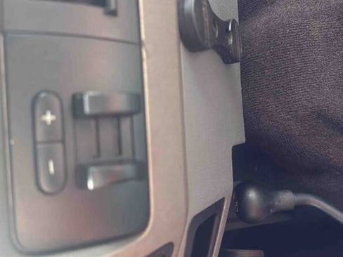 Used 2015 Ford F250 XLT AWD/4WD image 25