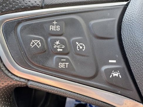 Used 2023 Chevrolet Malibu LT image 22