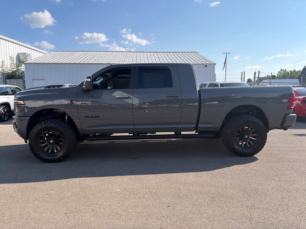 Used 2025 RAM 2500 Laramie w/ Night Edition AWD/4WD image 9