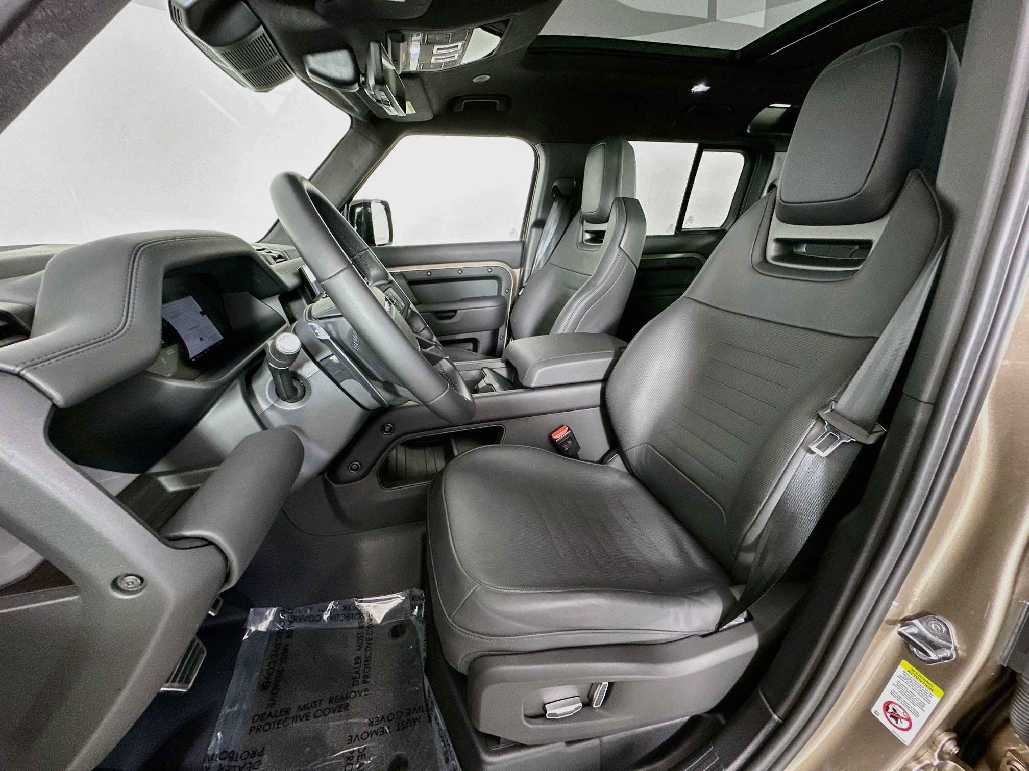 Certified 2025 Land Rover Defender 110 AWD/4WD image 20