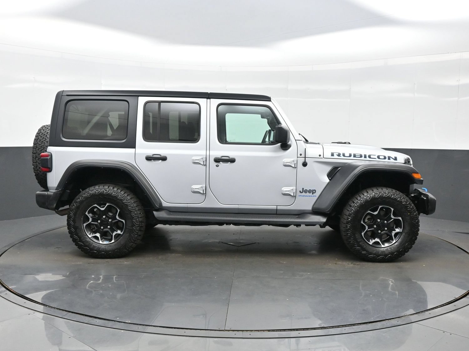 Used 2023 Jeep Wrangler Unlimited Rubicon 4xe AWD/4WD image 10