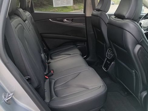 Used 2023 Lincoln Nautilus Reserve AWD/4WD image 22