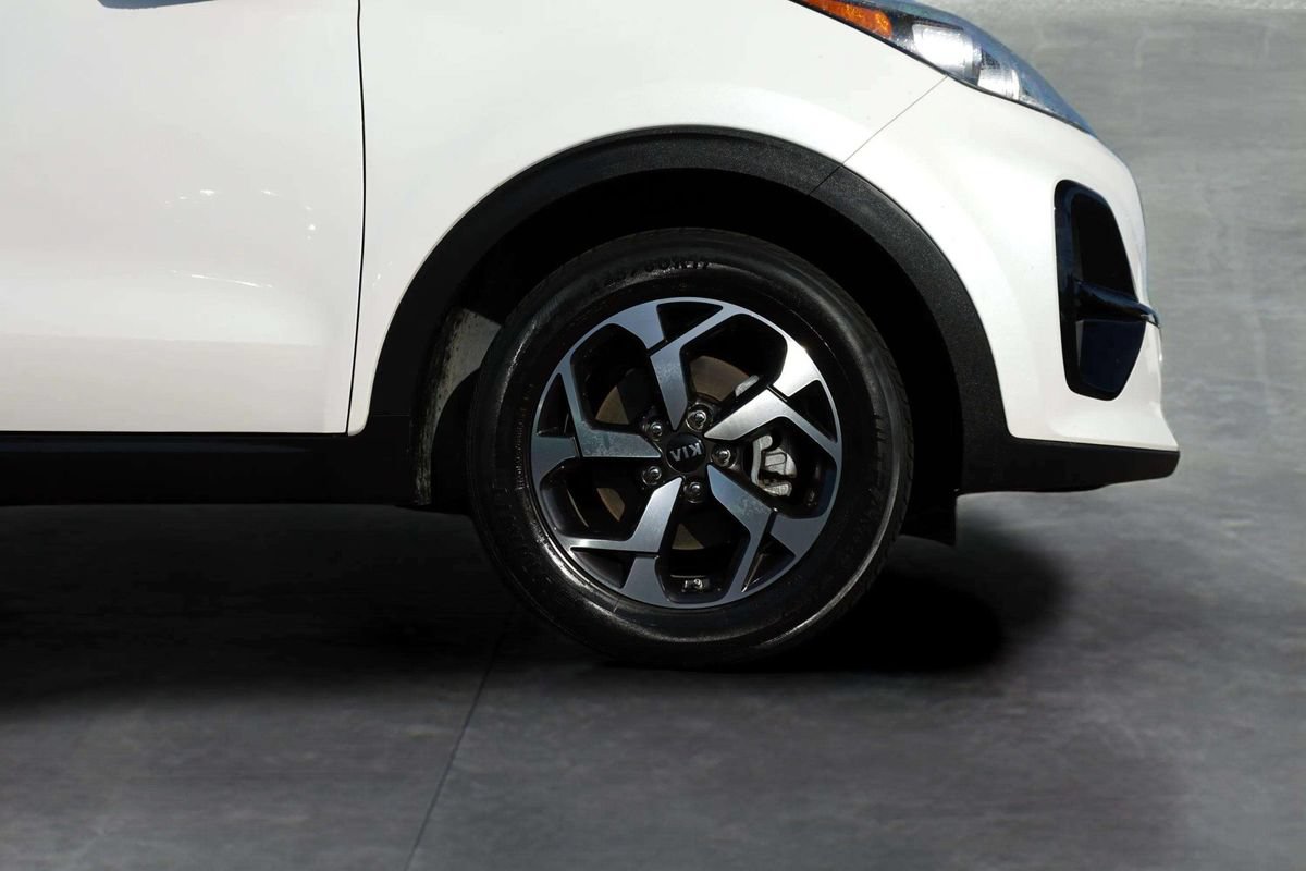 Used 2021 Kia Sportage LX FWD image 9