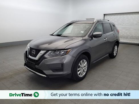 Used 2018 Nissan Rogue SV image 1