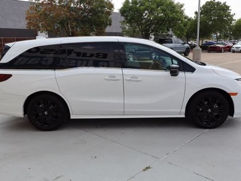 Used 2025 Honda Odyssey Sport-L image 6