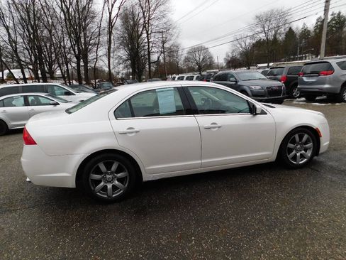 Used 2010 Mercury Milan Premier image 9