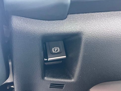 New 2026 Lexus UX 300h FWD image 20