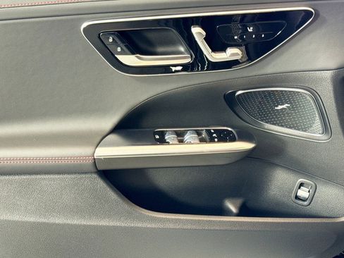 New 2026 Mercedes-Benz C 43 AMG 4MATIC Sedan image 16