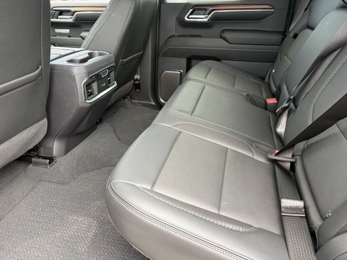 Used 2024 GMC Sierra 1500 Denali w/ Technology Package AWD/4WD image 18