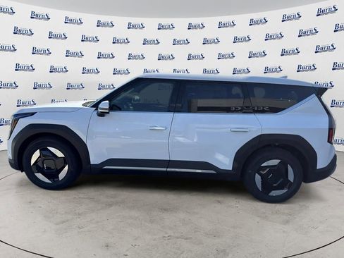 New 2026 Kia EV9 Light RWD image 4