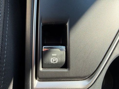 Used 2025 Subaru Impreza 2.0i AWD/4WD image 24