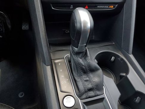 Used 2019 Volkswagen Atlas SE FWD image 30