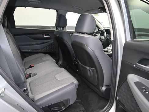 Used 2021 Hyundai Santa Fe SEL w/ Convenience Package image 10