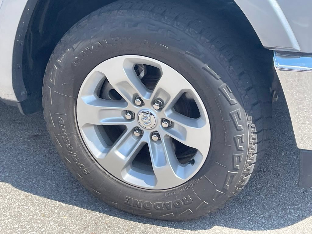 Used 2022 RAM 1500 Laramie AWD/4WD image 4