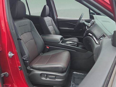 Used 2024 Honda Ridgeline Black Edition image 17
