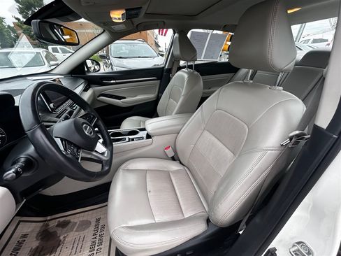 Used 2021 Nissan Altima 2.5 Platinum AWD/4WD image 13