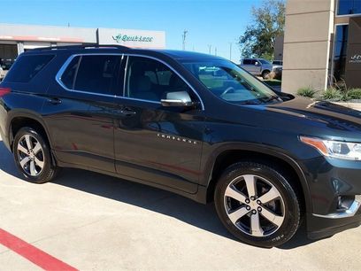 Used 2019 Chevrolet Traverse LT w/ LT Premium Package