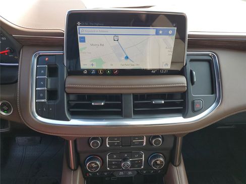 Used 2021 Chevrolet Tahoe High Country w/ Premium Package image 29