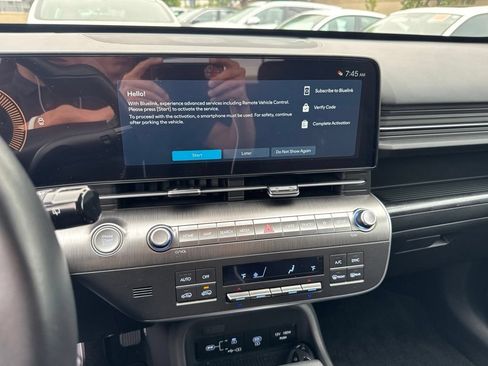 Certified 2025 Hyundai Kona SEL FWD image 8