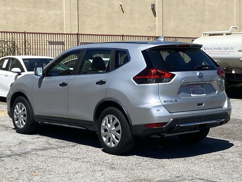 Certified 2020 Nissan Rogue S FWD image 4